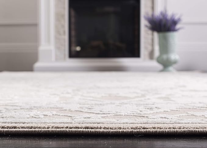 SAFAVIEH Area Rug 8x10 - Reflection Collection - Large - Beige & Cream, Non-Shedding & Easy Cleaning, Ideal for Living Room, Bedroom, Dining Space (RFT665A)
