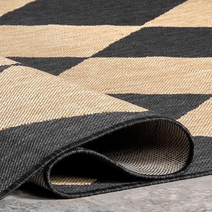 nuLOOM 2' x 6' Outdoor Performance Area Rug, Stain Resistant, Weather Resistant, High Traffic, Patio, Balcony, Outside, Sabina Dark Grey