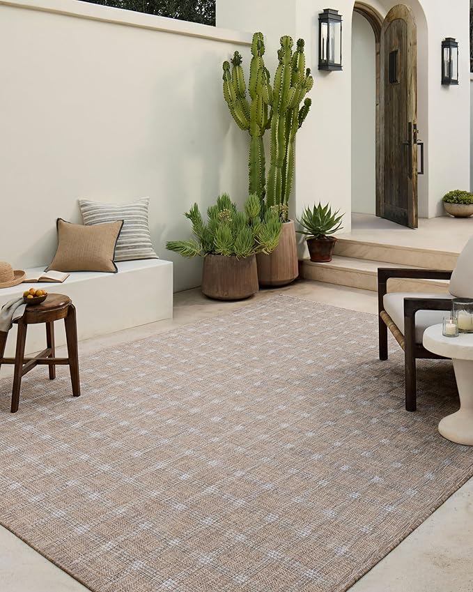Loloi Amber Lewis Topanga Collection TOP-01 Natural/Bone 3'-11" x 5'-11" Indoor/Outdoor Accent Rug
