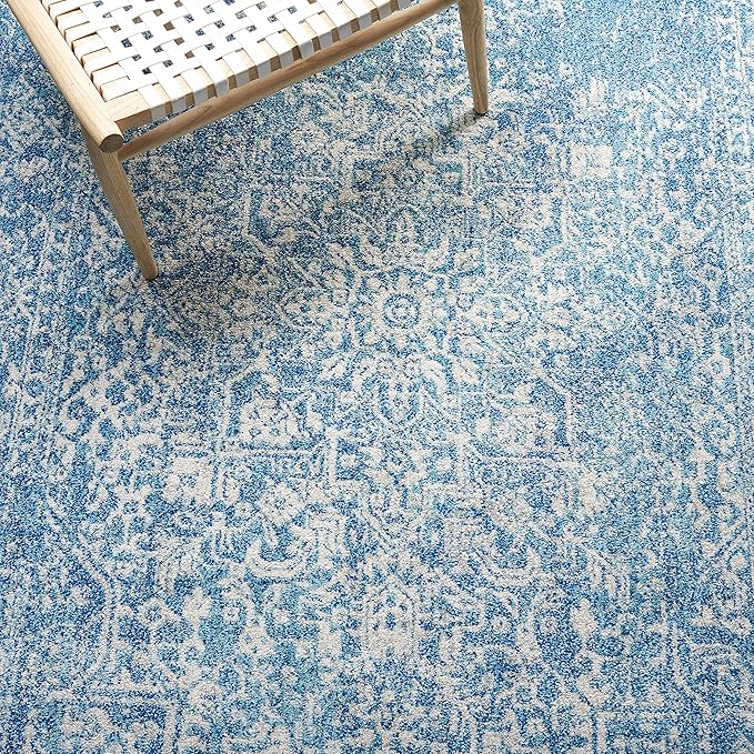 SAFAVIEH Area Rug 8x10 - Evoke Collection - Large - Blue & Ivory, Distressed Design, Non-Shedding & Easy Cleaning, Ideal for Living Room, Bedroom, Dining Space (EVK256C)